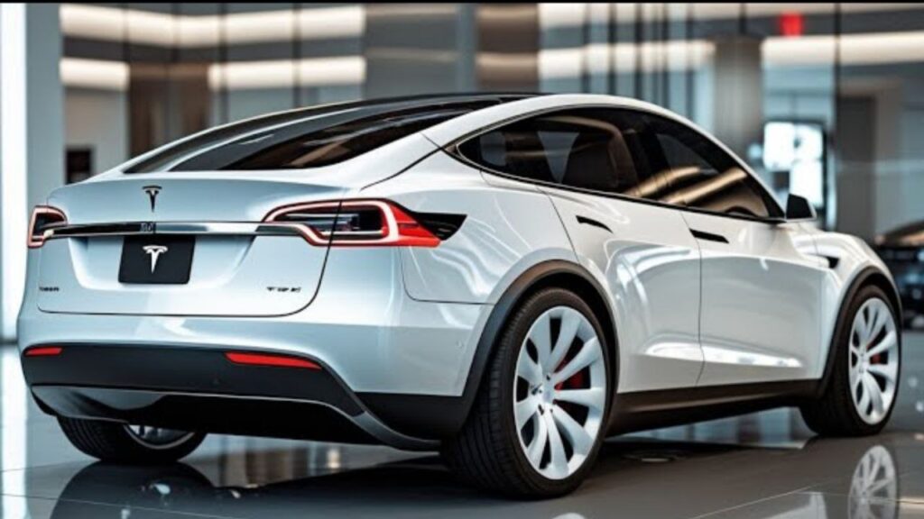 Tesla Model Y 2025